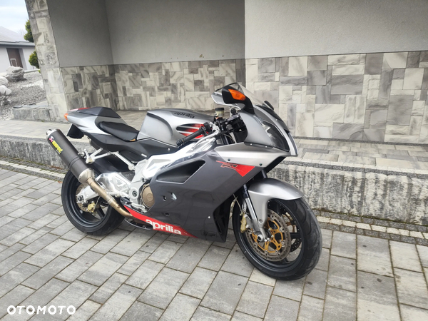 Aprilia RSV