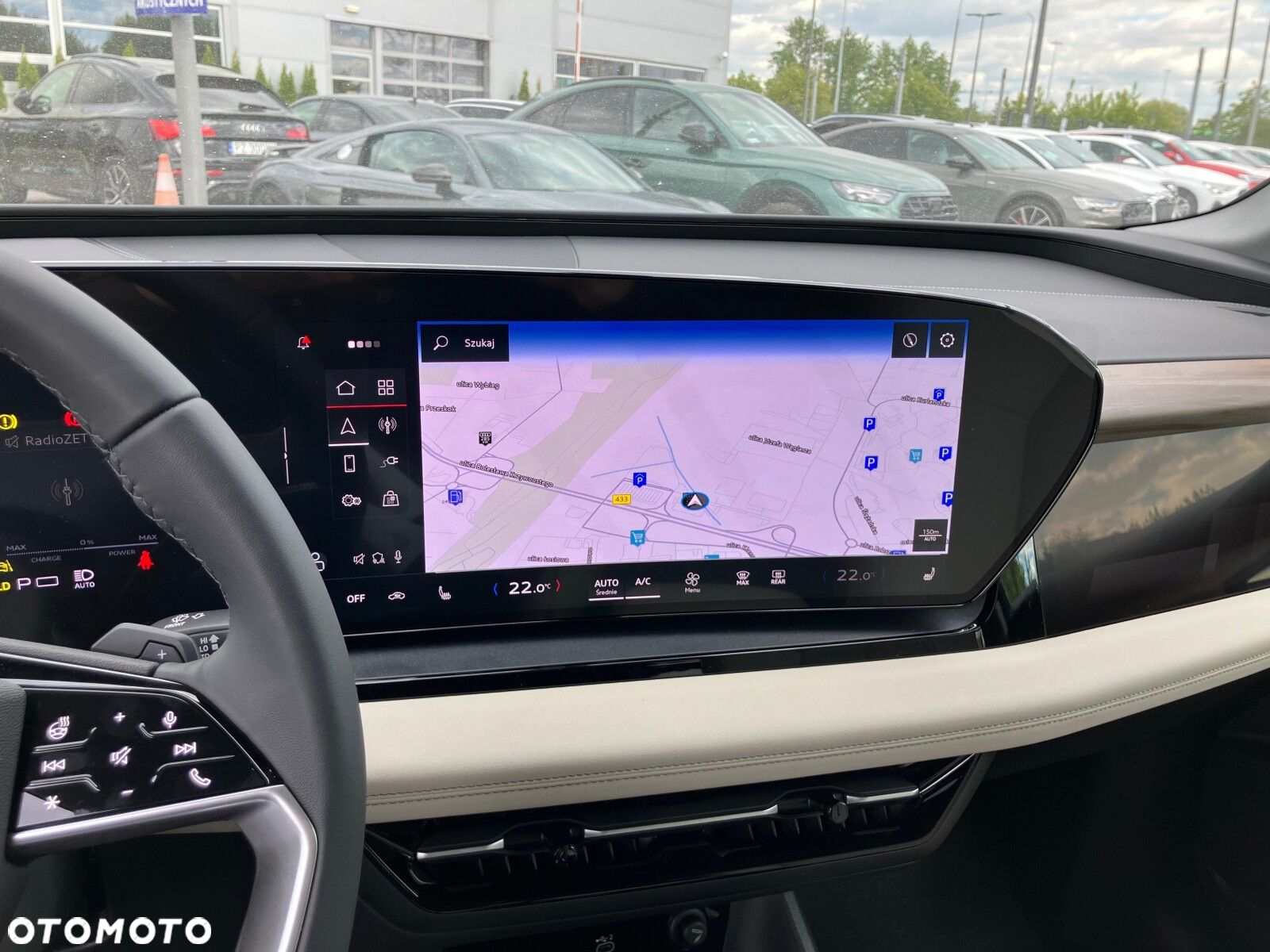 Audi Q6 e-tron - 16