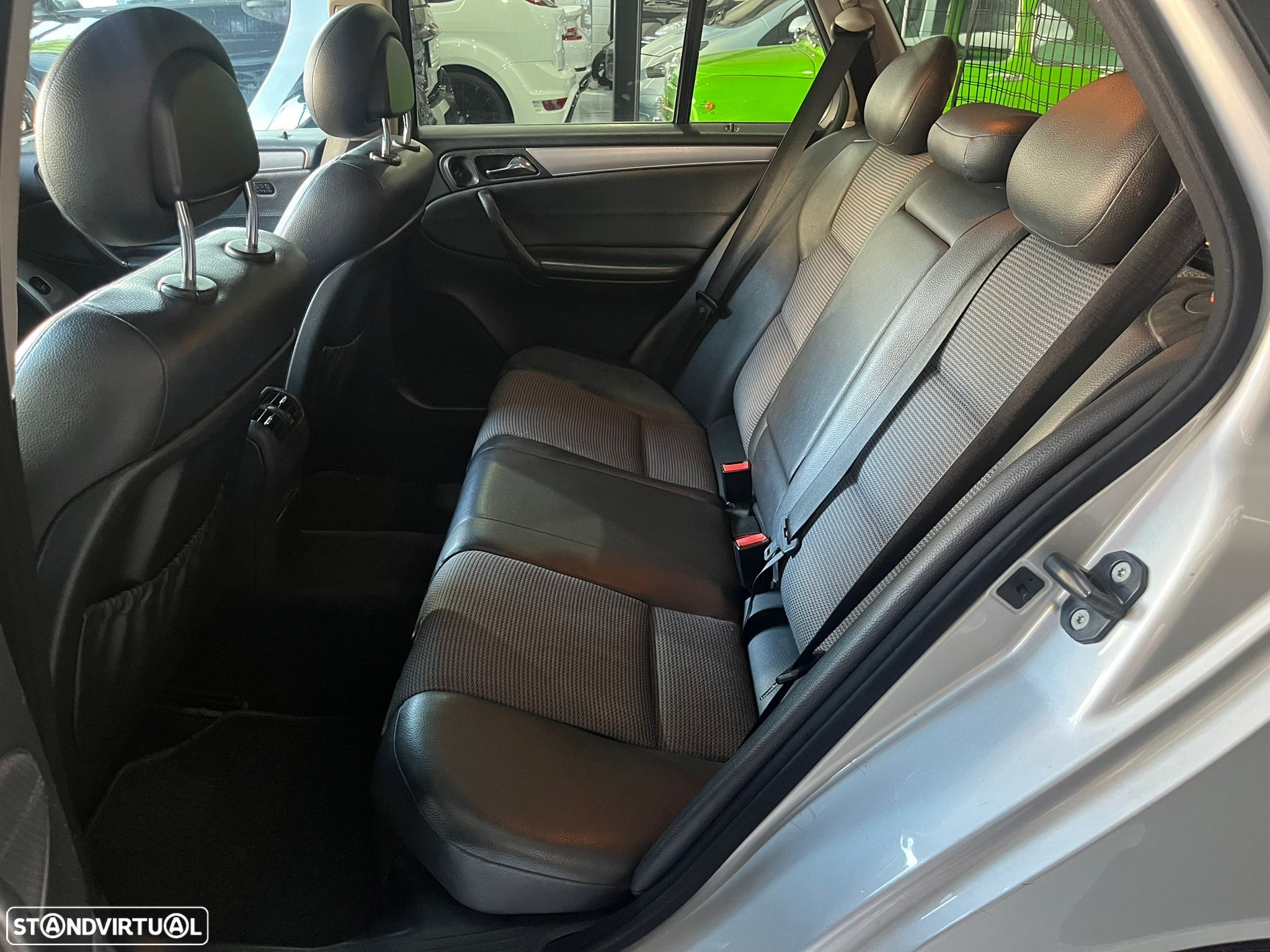 Mercedes-Benz C 220 CDi Avantgarde Aut. - 13