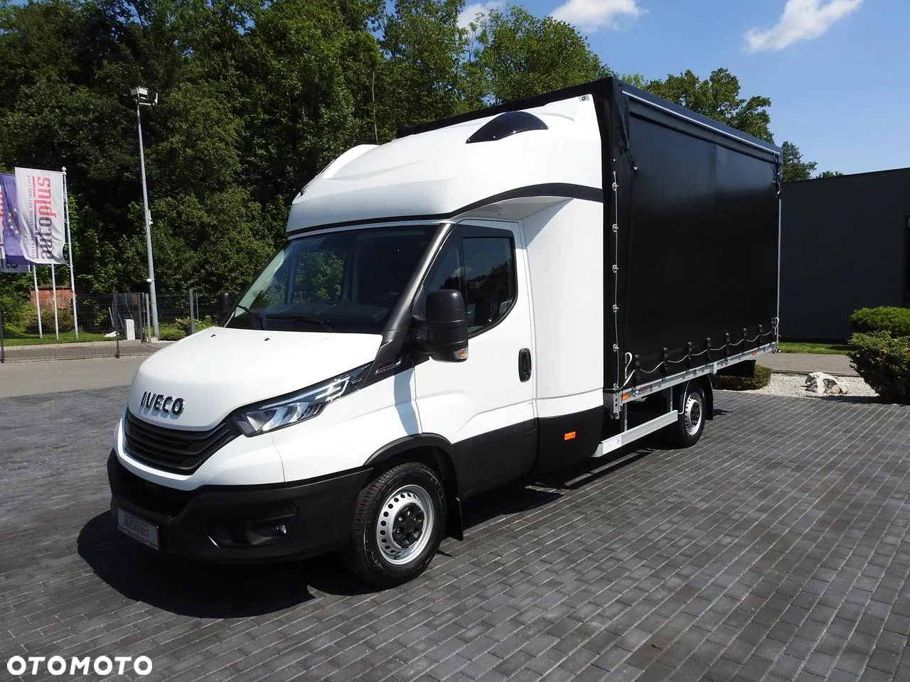 Iveco DAILY 35S18 NOWY PLANDEKA 8 PALET TEMPOMAT NAWIGACJA LEDY AUTOMAT HI-MATIC GWARANCJA PRODUCENTA 180KM [ 587778 ] - 7