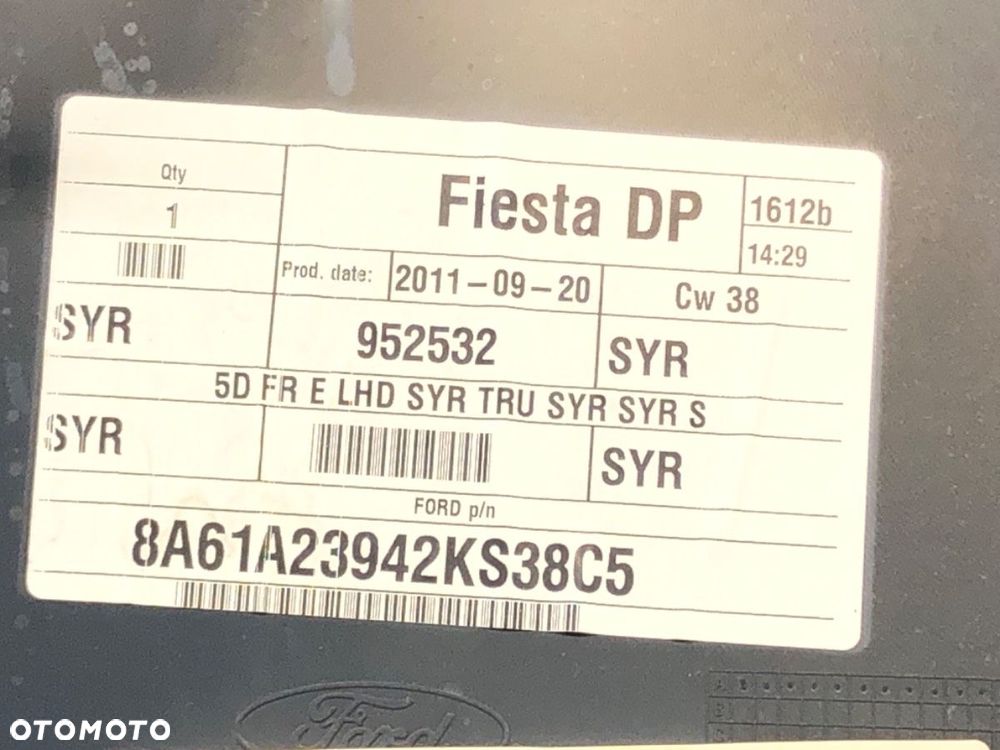 BOCZEK DRZWI PRAWY PRZÓD - 79.00 PLN - FORD FIESTA VI (CB1, CCN) 2008 - 2022 1.4 TDCi 50 kW [68 KM] - 4