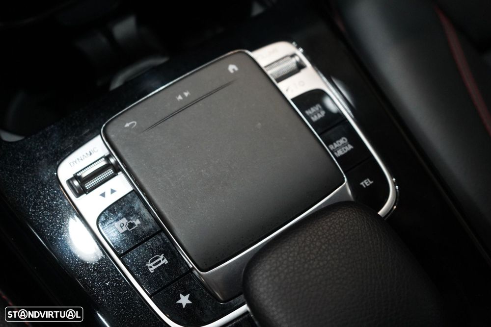 Mercedes-Benz CLA 180 - 13