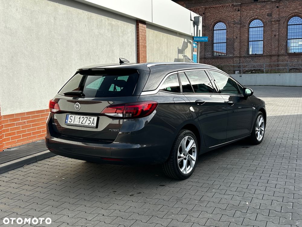Opel Astra 1.4 T Dynamic S&S - 4