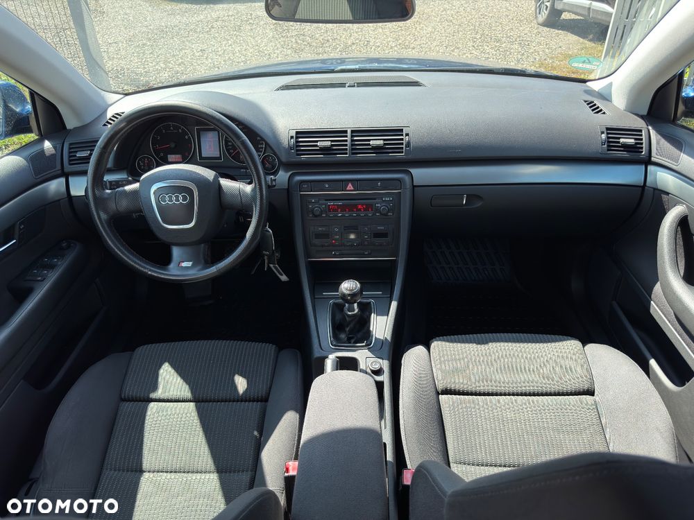 Audi A4 Avant 2.0 T FSI - 26