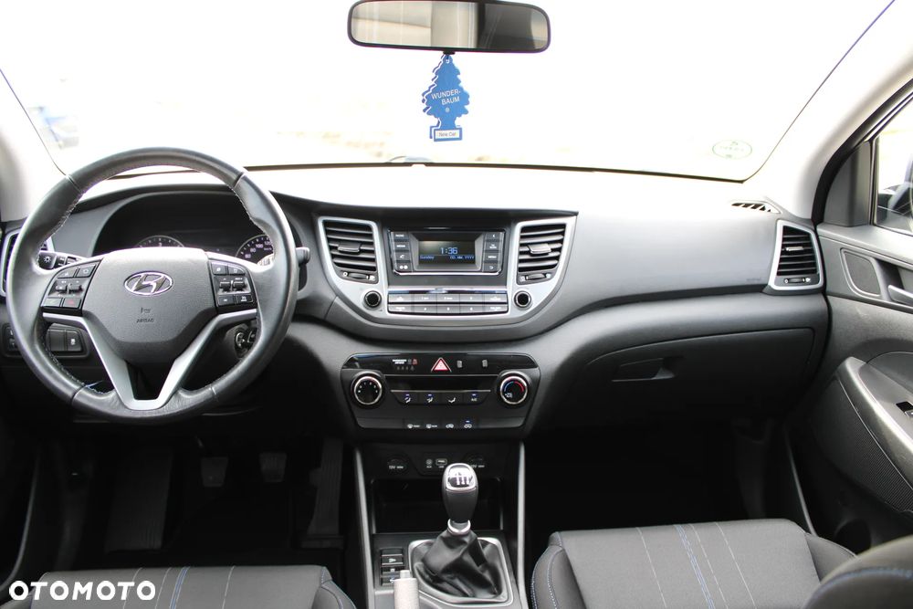 Hyundai Tucson 2.0 CRDi 2WD Trend - 24