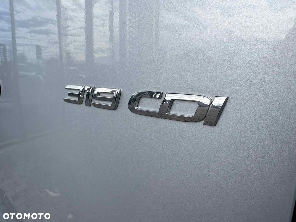 Mercedes-Benz Sprinter - 14