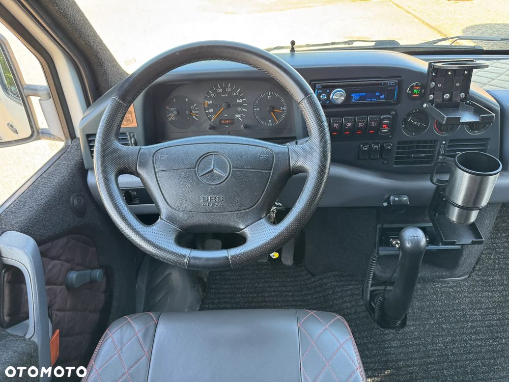 Mercedes-Benz Sprinter - 7