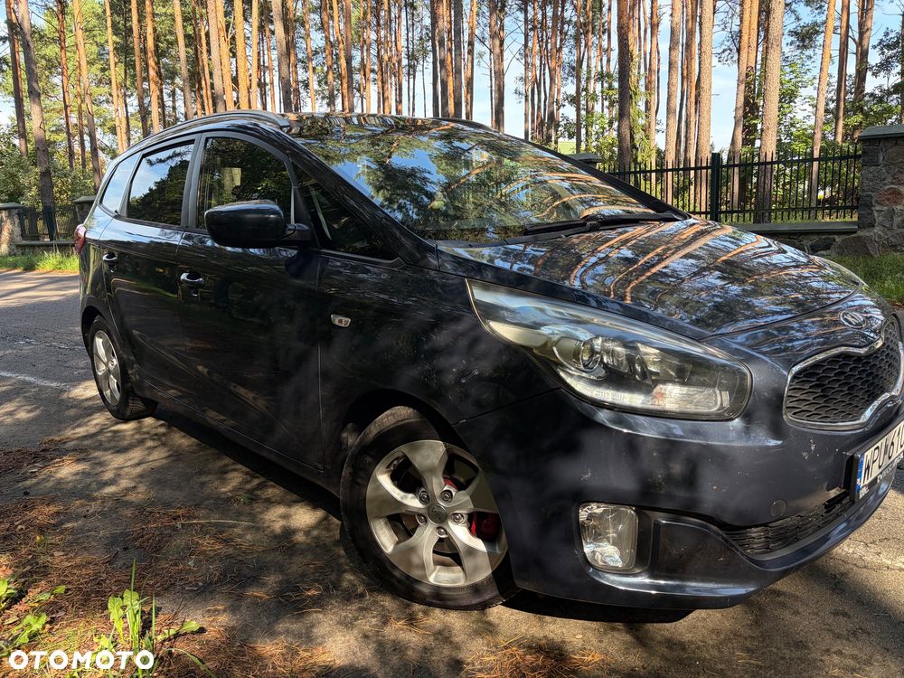 Kia Carens 1.7 CRDi XL 7os - 3