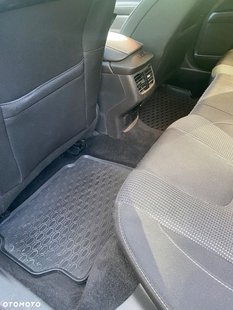 Ford Mondeo 2.0 EcoBlue Titanium - 14