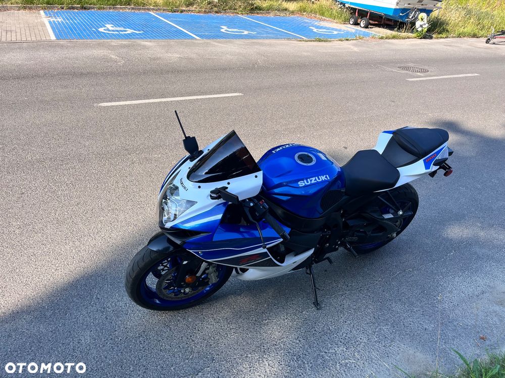 Suzuki GSX-R - 7
