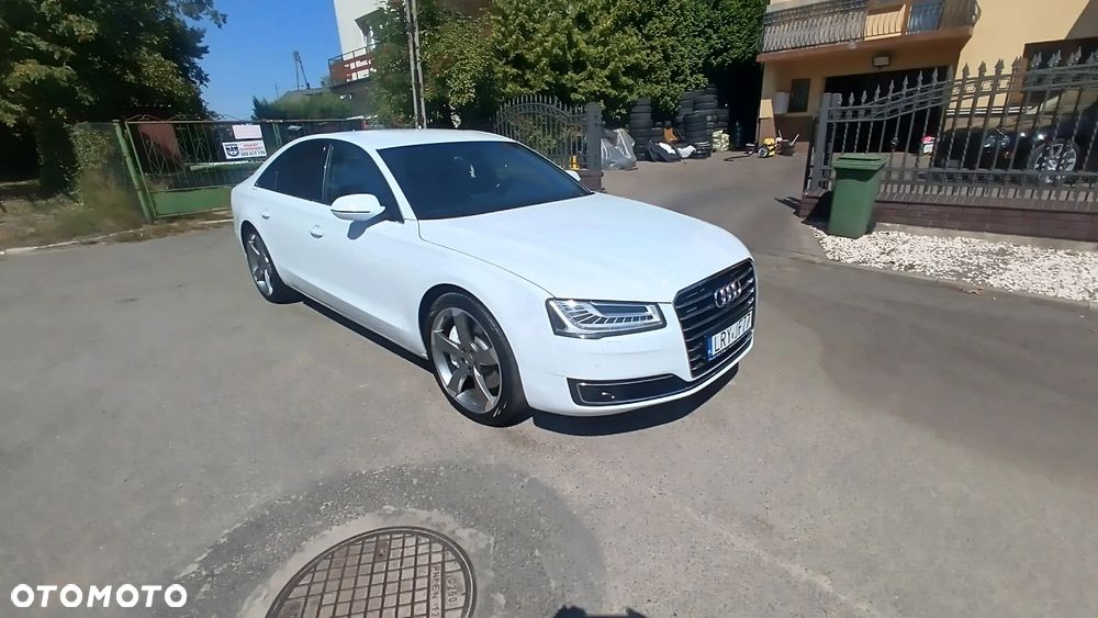 Audi A8 4.2 TDI DPF (clean diesel) quattro tiptronic Lang - 1