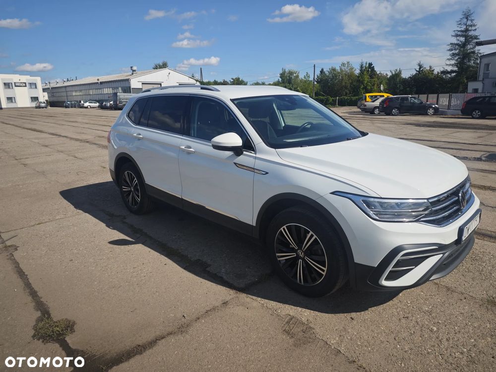 Volkswagen Tiguan - 2