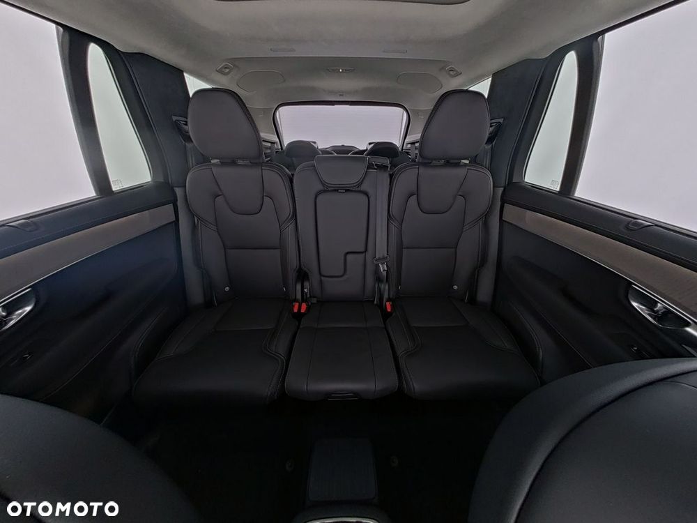 Volvo XC 90 T8 AWD Plug-In Hybrid Ultra Dark 7os - 7