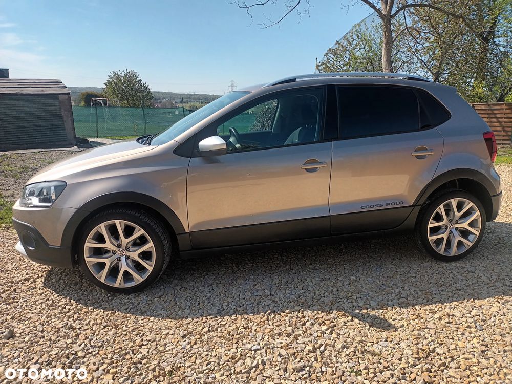 Volkswagen Polo Cross - 11