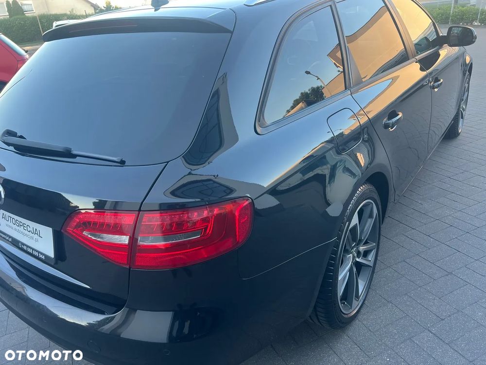 Audi A4 Avant 2.0 TDI Quattro S tronic - 4