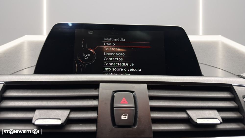 BMW 118 d Line Urban - 10