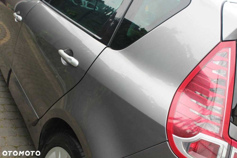 Renault Scenic - 19