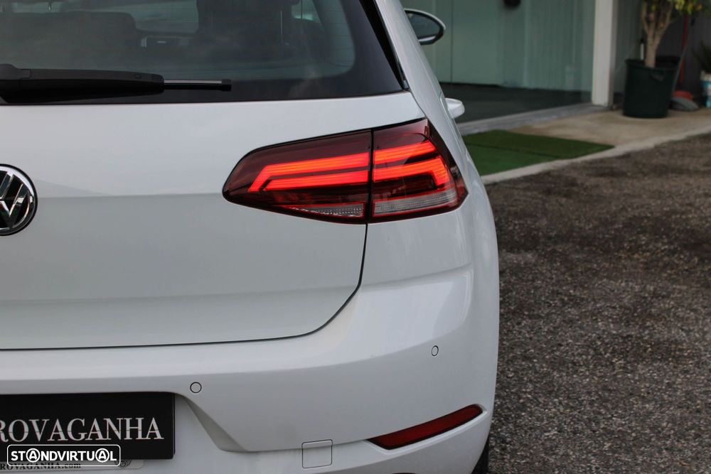 VW e-Golf AC/DC - 43