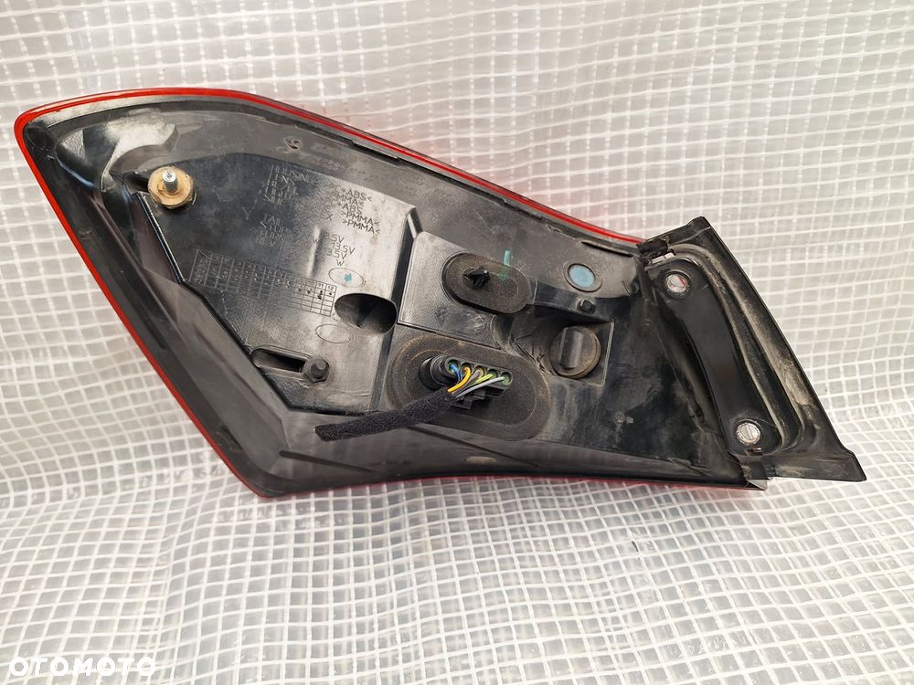 lampa tyl tylna prawa maserati ghibli III 2013- 06701071480 europa orginal demontaz - 3