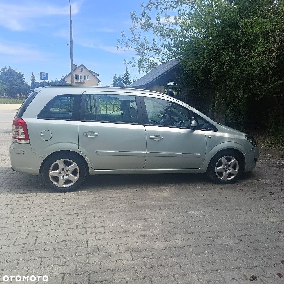 Opel Zafira - 5