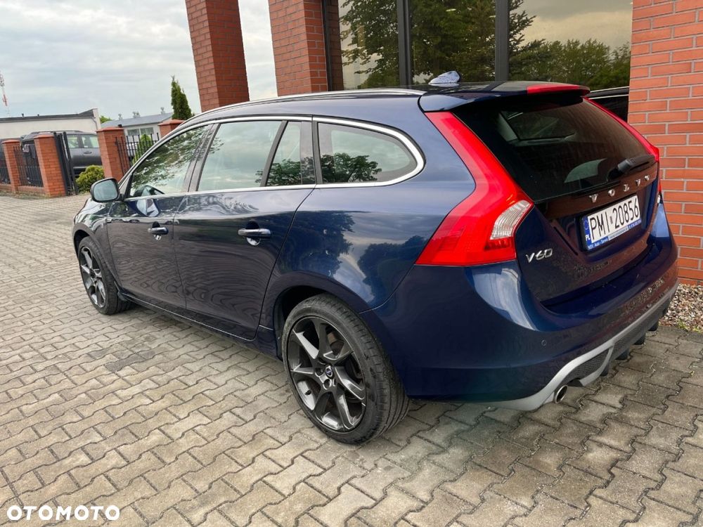 Volvo V60 D3 Summum - 3