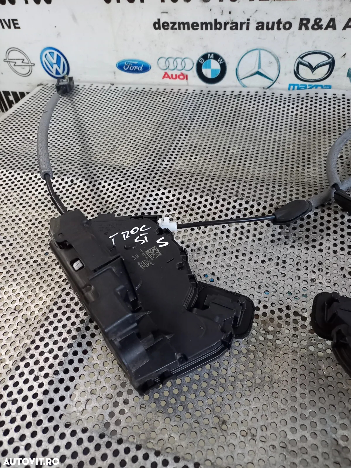 Broasca Blocator Incuietoare Usa Spate Vw T-Roc Passat B8 Touran Golf 7 Skoda Seat Ateca Cod 5TAE 5 - 6