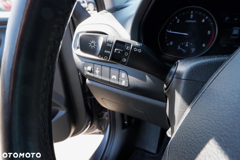 Hyundai i30 1.6 CRDI DCT Trend - 17