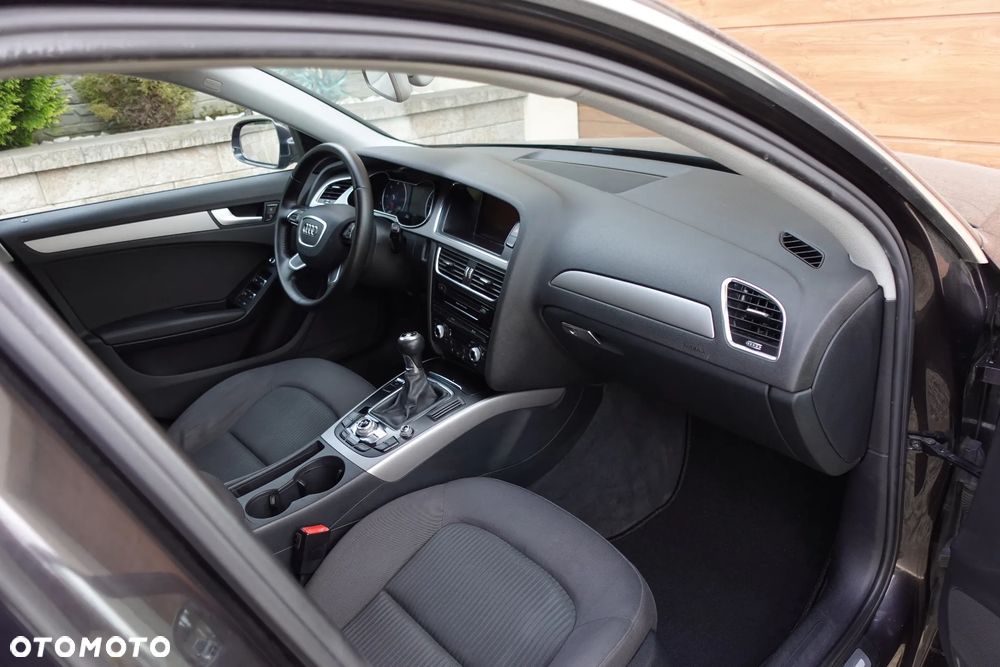 Audi A4 Avant - 6