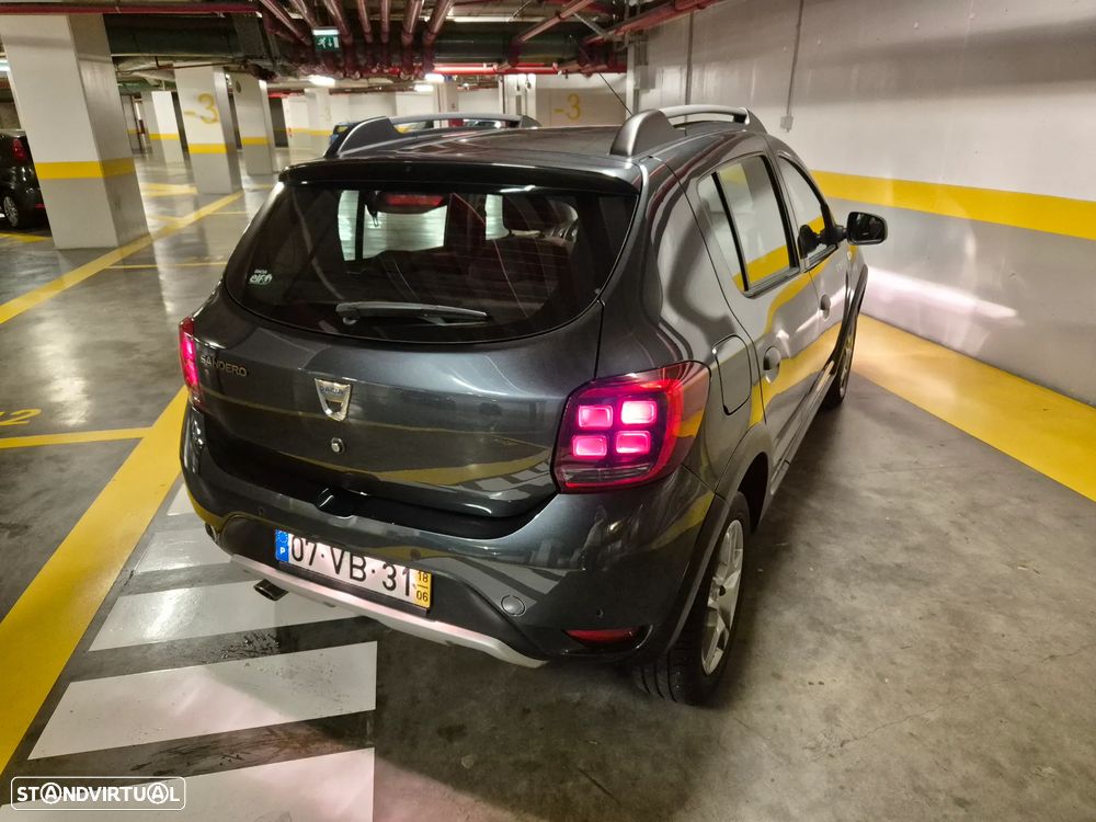 Dacia Sandero 0.9 TCe Stepway - 11