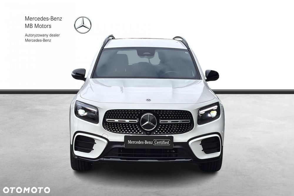 Mercedes-Benz GLB - 8