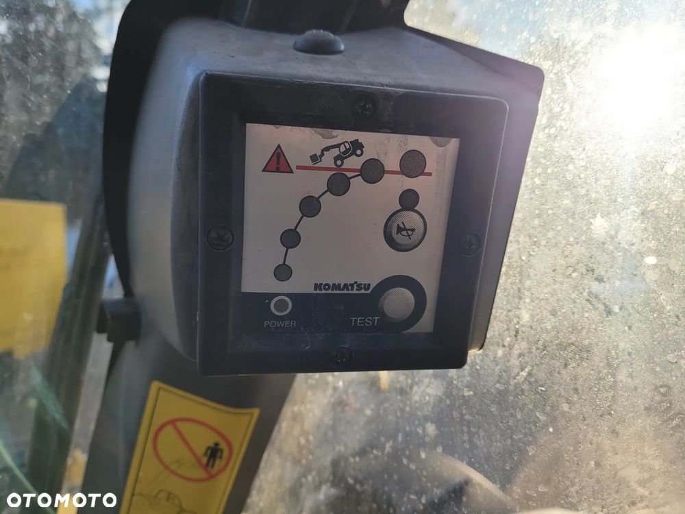 KOMATSU WH 714H - 28