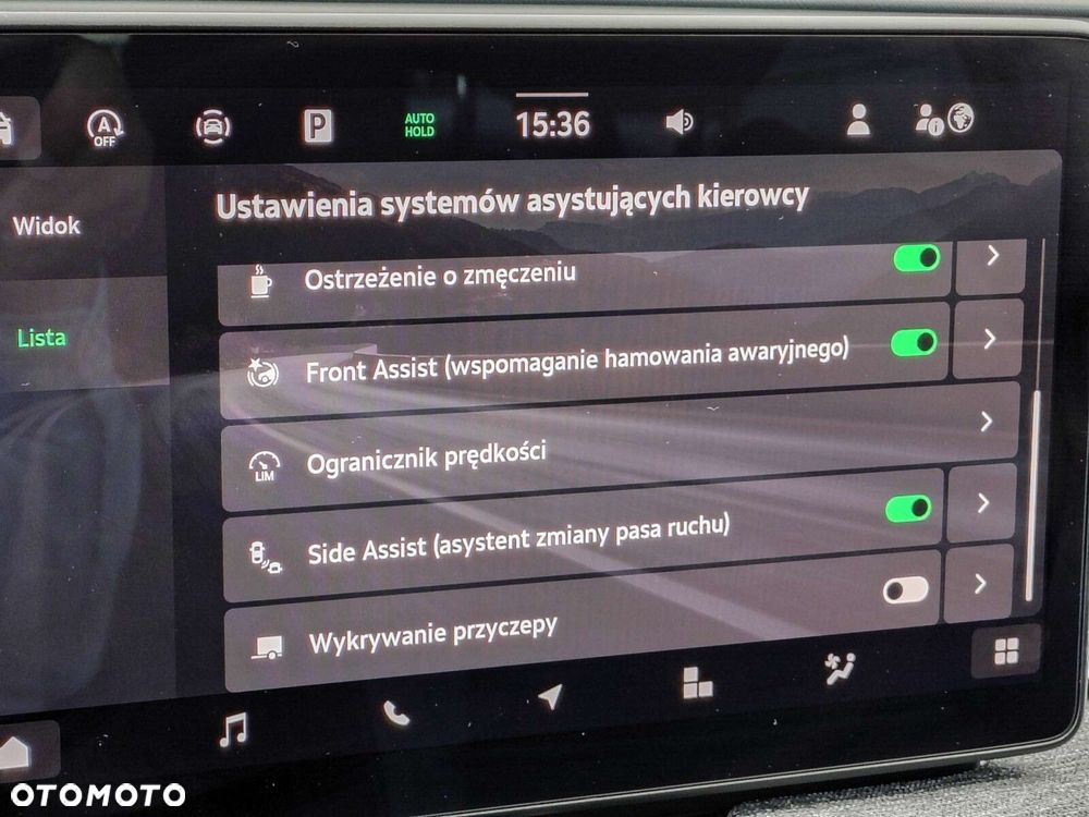 Skoda Superb 2.0 TDI SCR Selection DSG - 26