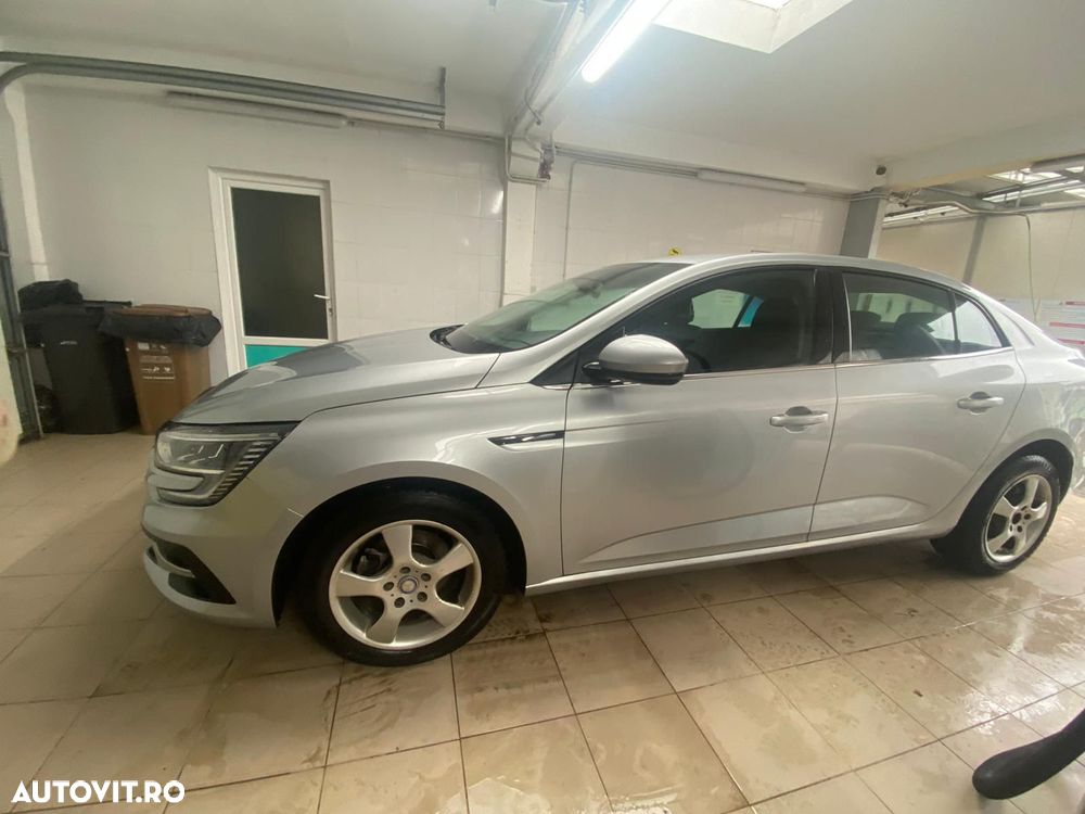 Renault Megane TCe GPF Intens - 9