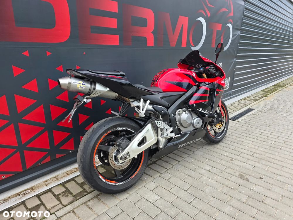 Honda CBR - 3