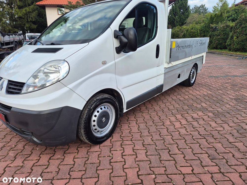 Renault Trafic - 17