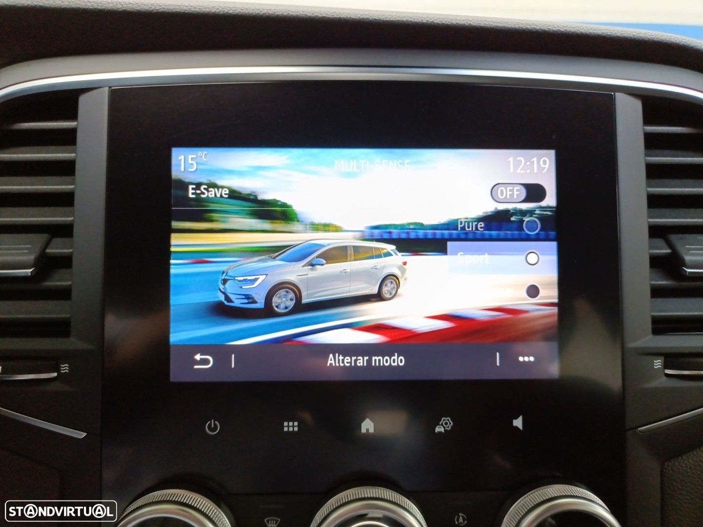 Renault Mégane Sport Tourer 1.6 E-Tech Plug-In E-Tech Hybrid Engineered - 18