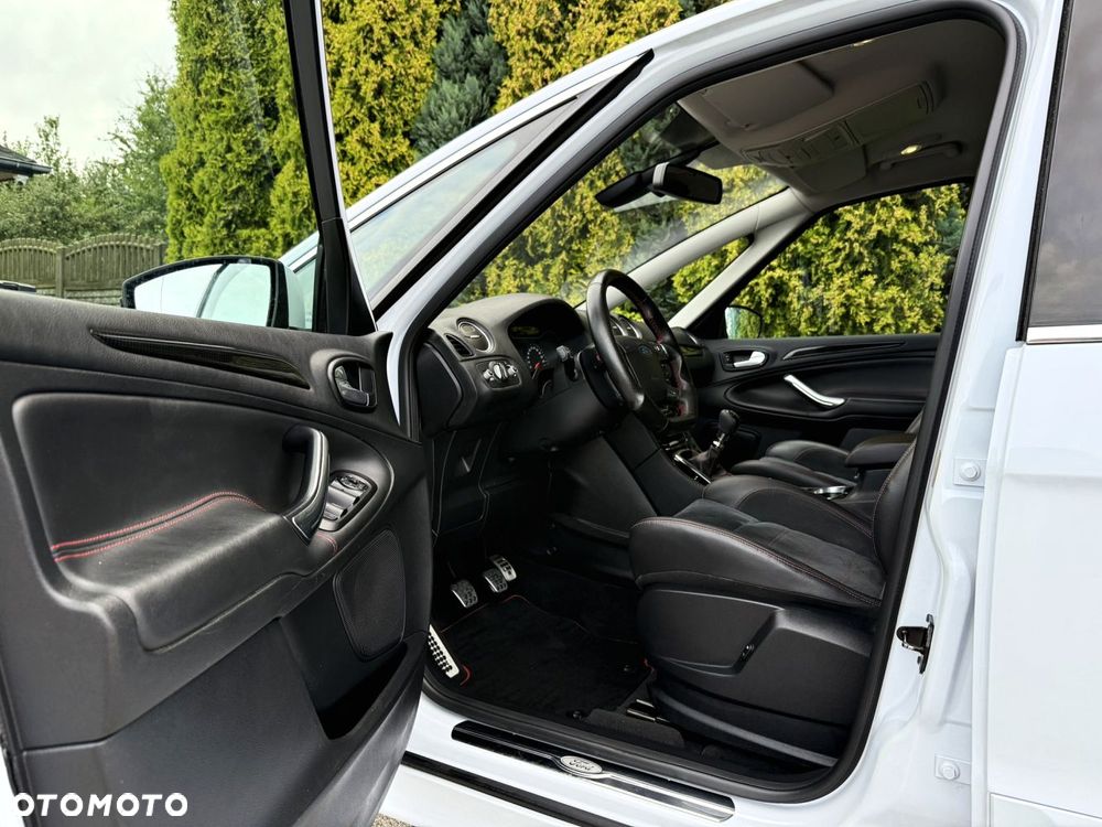 Ford S-Max - 21