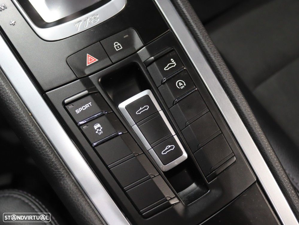 Porsche 718 Boxster PDK - 18