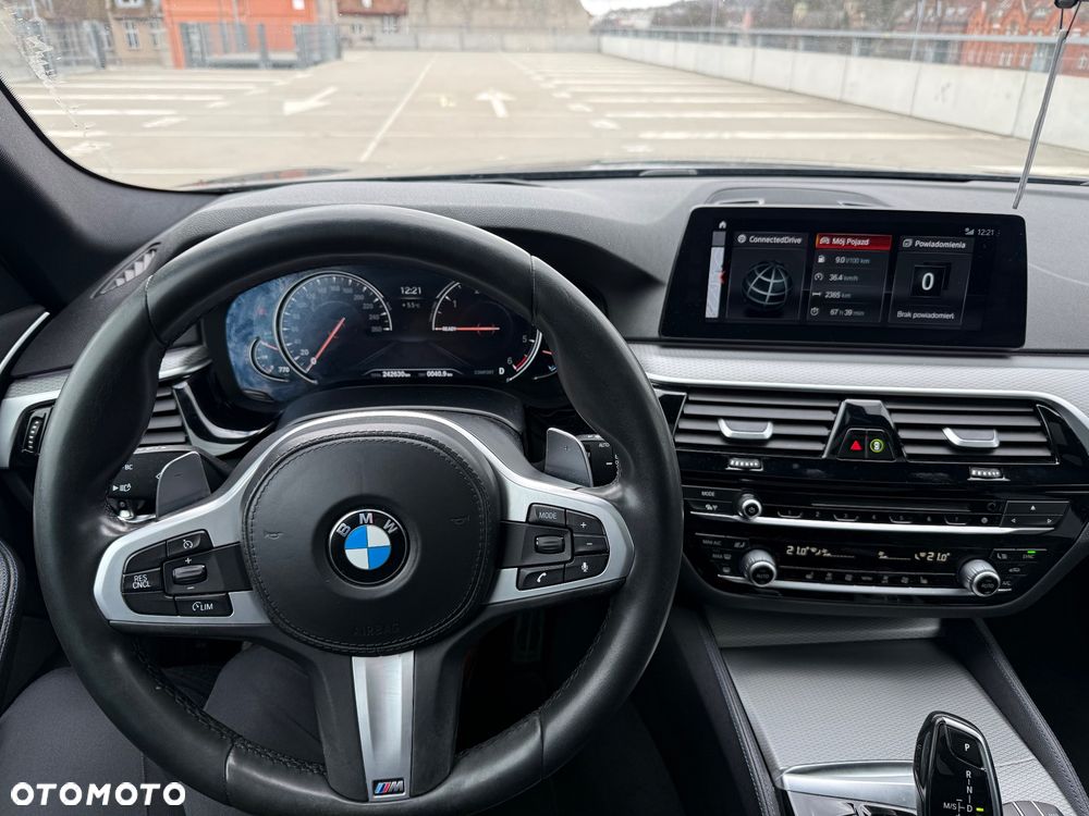 BMW Seria 5 520d M Sport Edition - 15