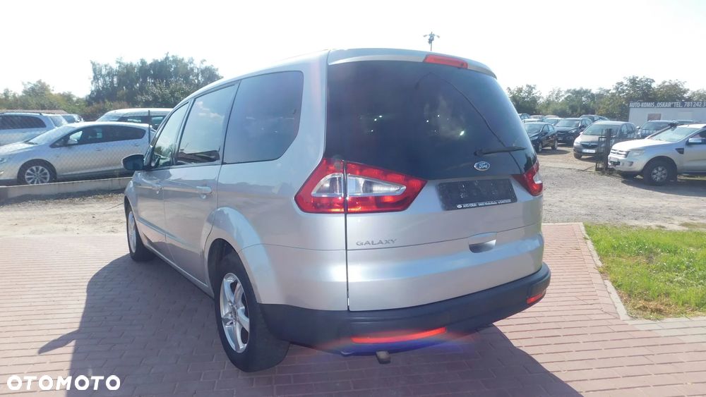 Ford Galaxy - 27