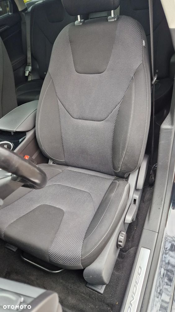 Ford Mondeo 2.0 TDCi Start-Stopp Titanium - 30