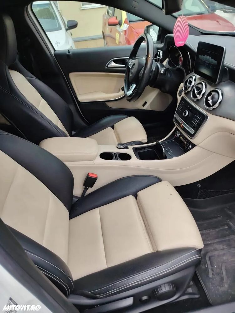 Mercedes-Benz GLA - 5