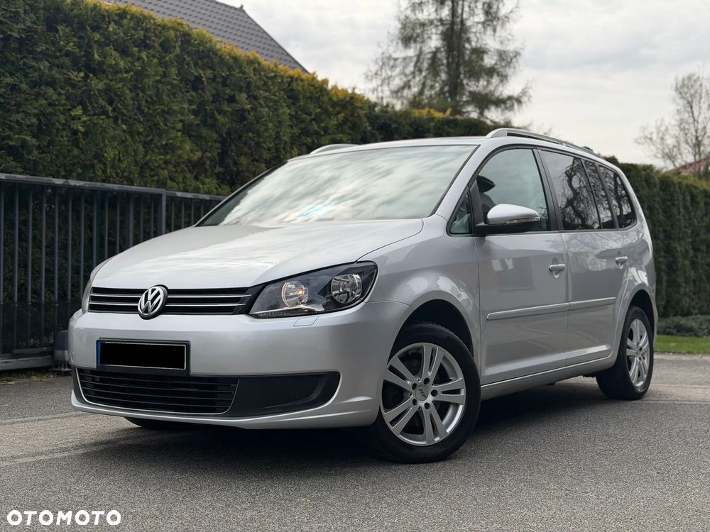 Volkswagen Touran - 1