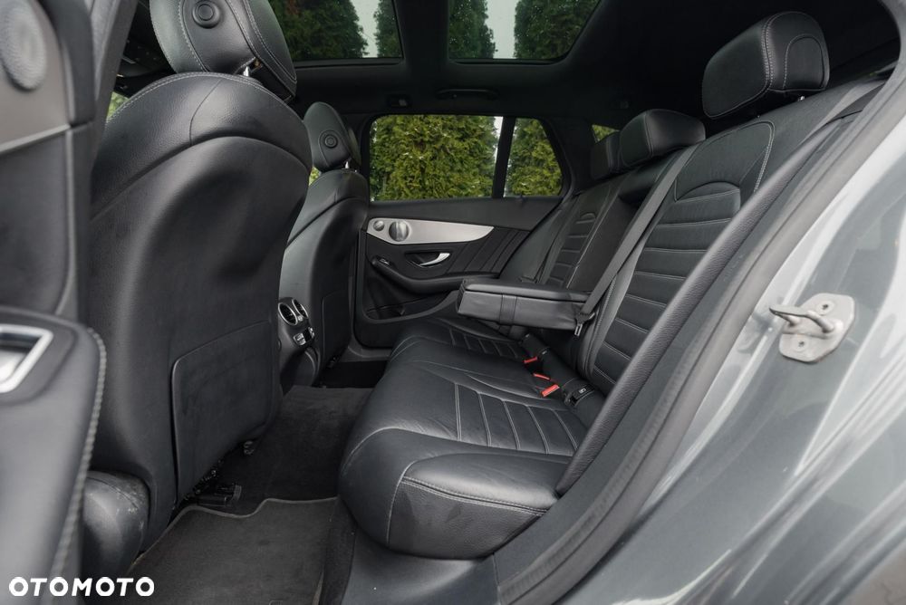 Mercedes-Benz Klasa C 400 4MATIC 9G-TRONIC - 14