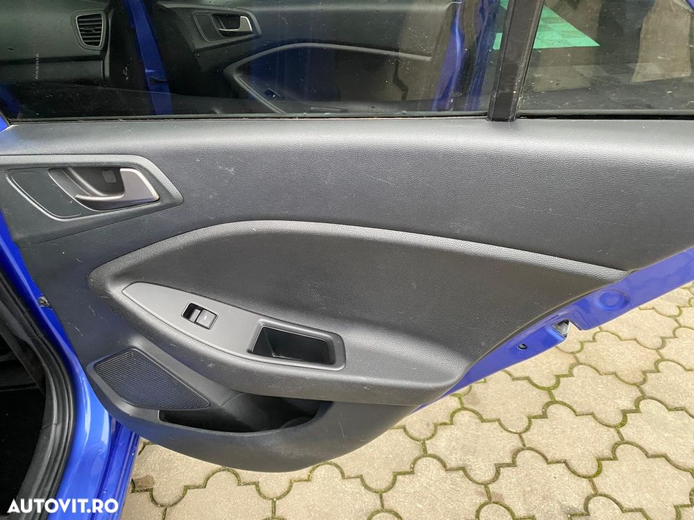 Hyundai i20 1.2 Passion - 18