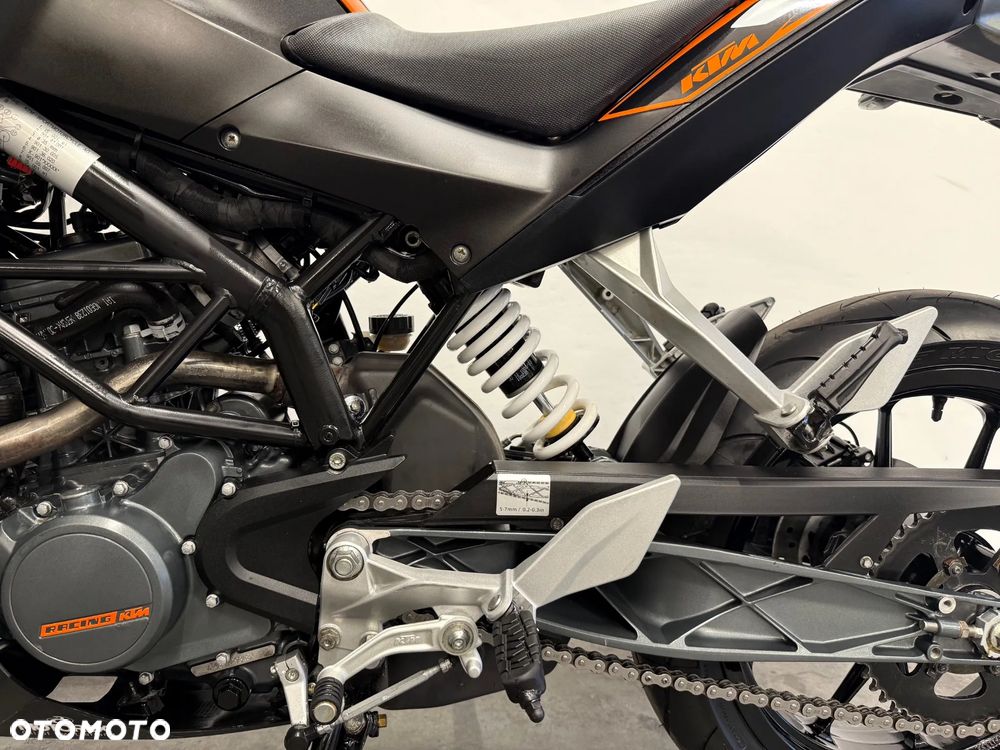KTM Duke 125 - 22