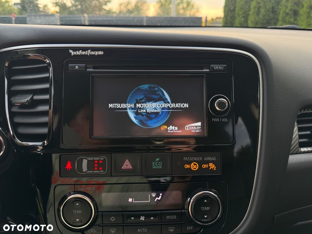 Mitsubishi Outlander 2.2 DID Intense - 16