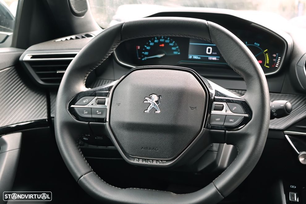 Peugeot e-2008 50 kWh Active Pack - 8
