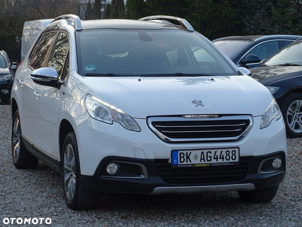 Peugeot 2008 1.2 Pure Tech Style - 14
