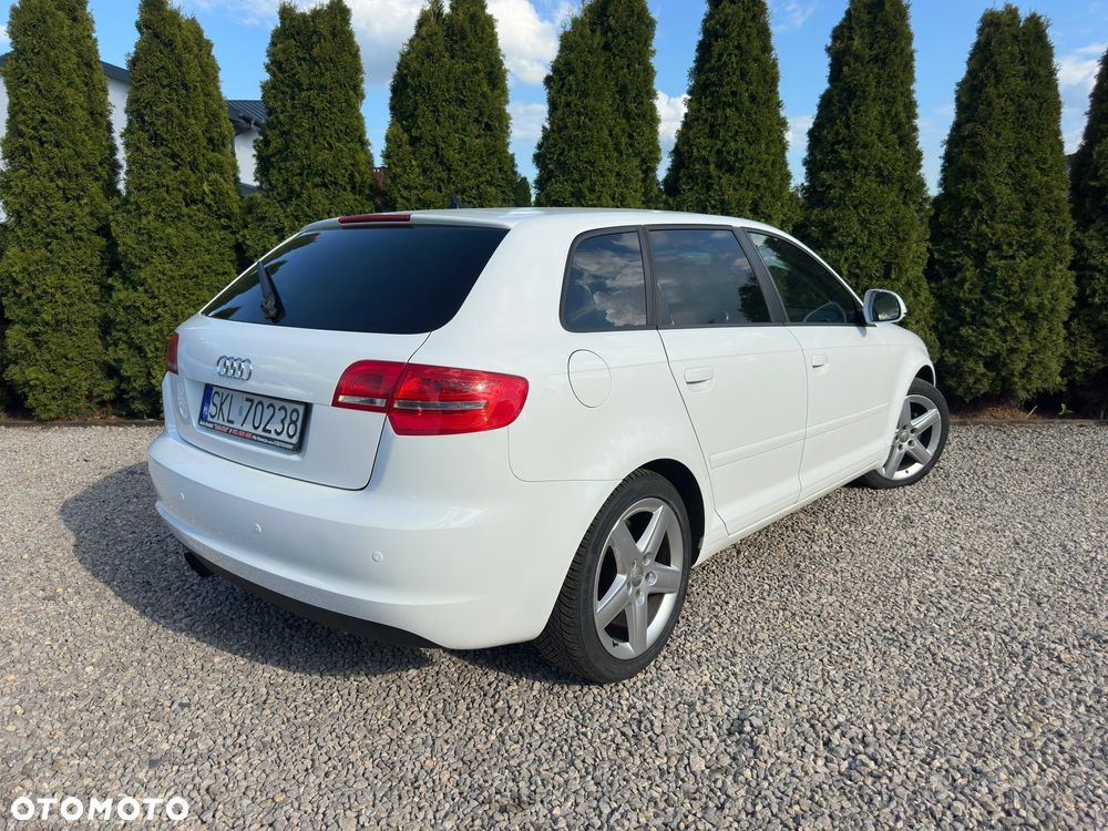 Audi A3 Sportback 1.8 TFSI S tronic S line Sportpaket - 4